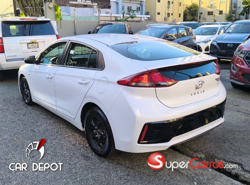 2019 Hyundai Ioniq — foto 4 / 12