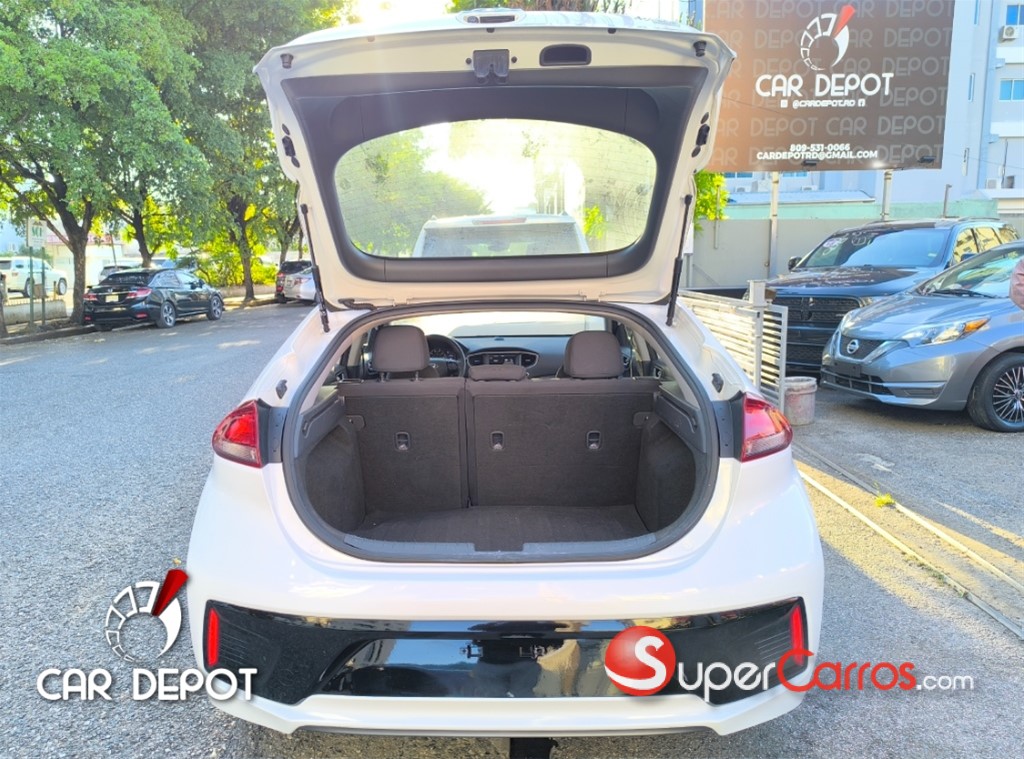 2019 Hyundai Ioniq — foto 11 / 12