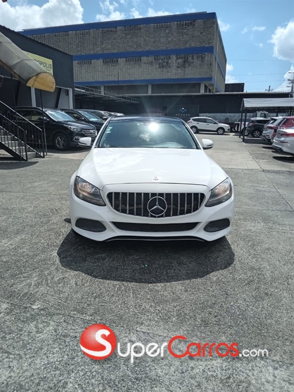 2016 Mercedes-Benz Clase C 300