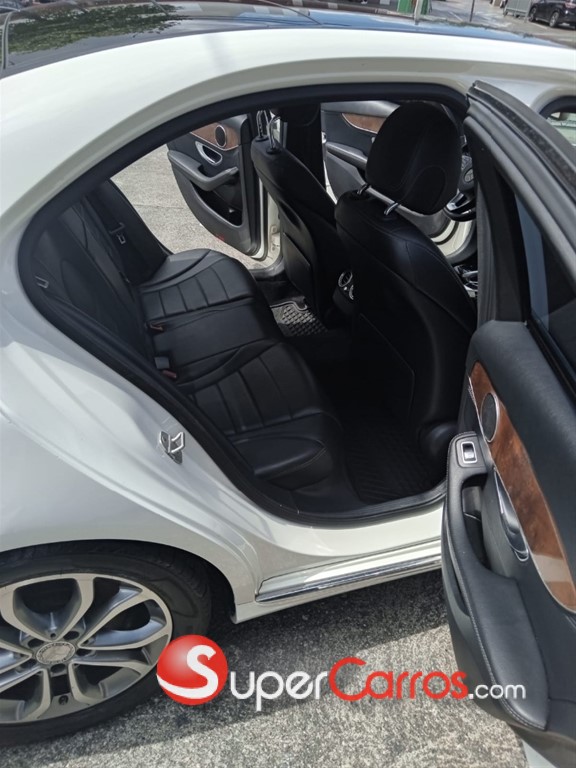 2016 Mercedes-Benz Clase C 300 — foto 10 / 12