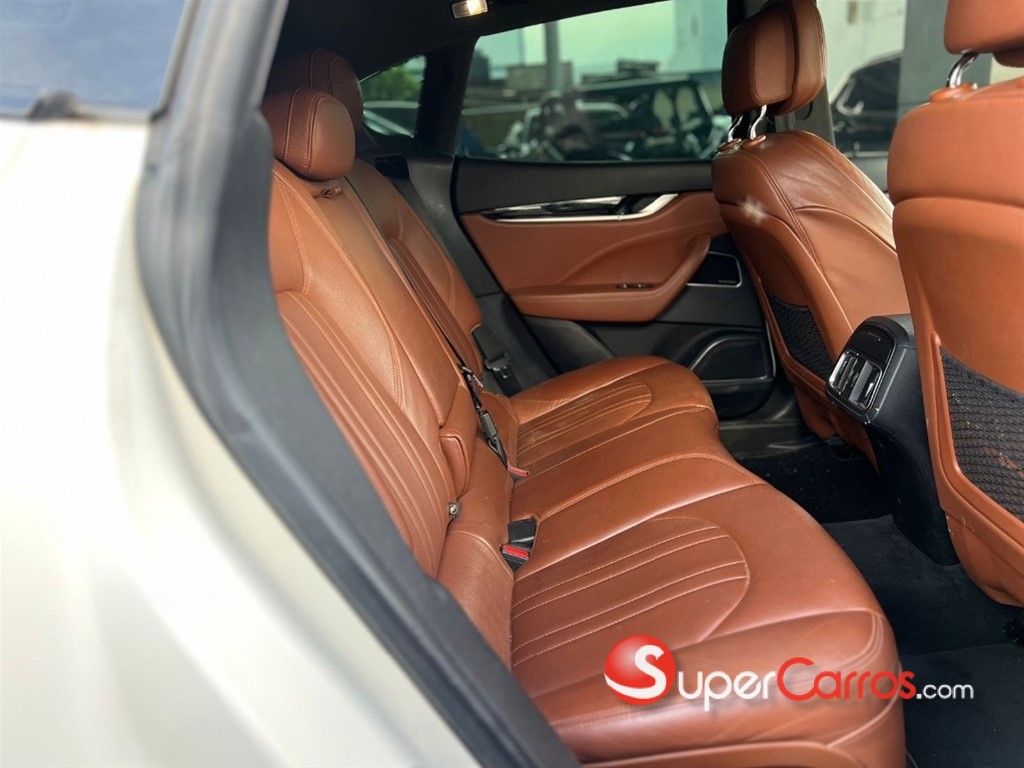 2020 Maserati Levante Q4 — foto 7 / 12