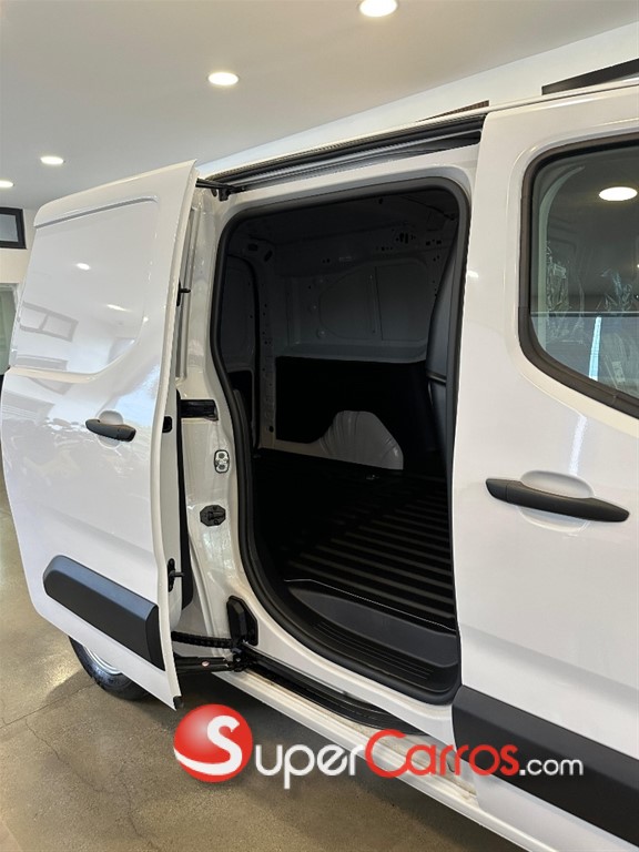 2025 Citroen Berlingo Carga — foto 8 / 10
