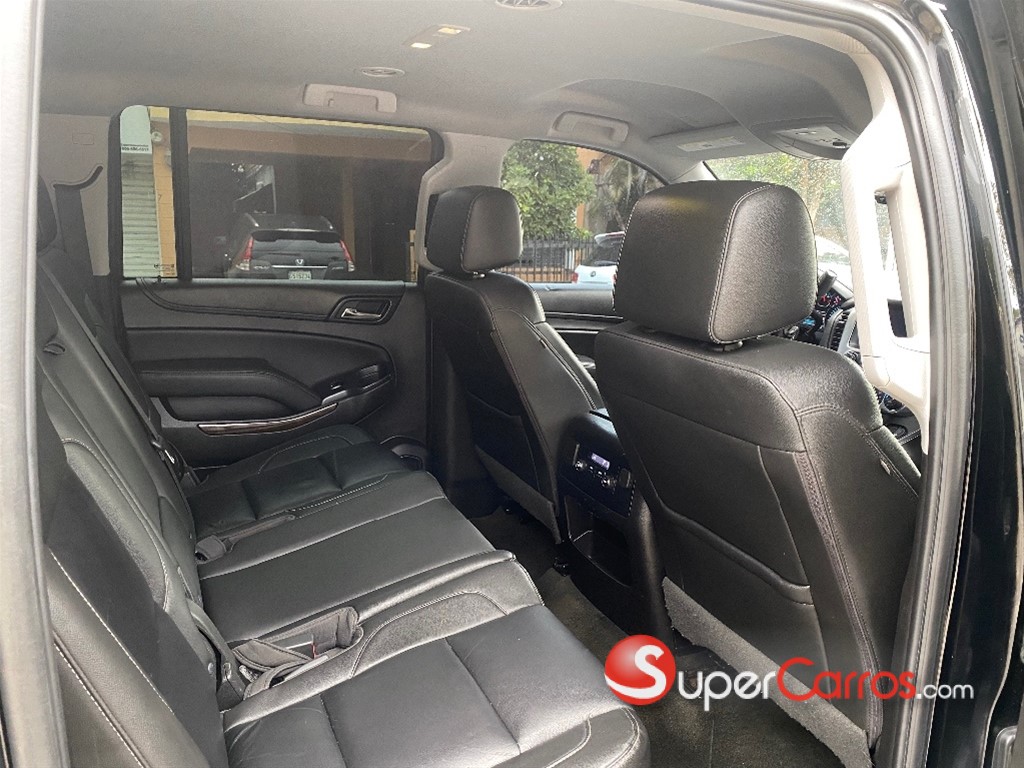 2018 Chevrolet Suburban LT — foto 7 / 9
