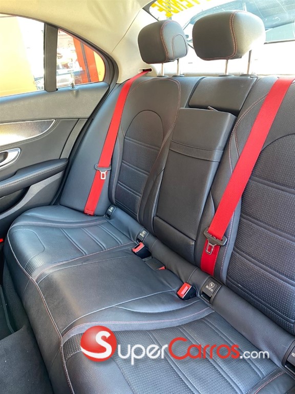 2016 Mercedes-Benz Clase C 300 — foto 8 / 9
