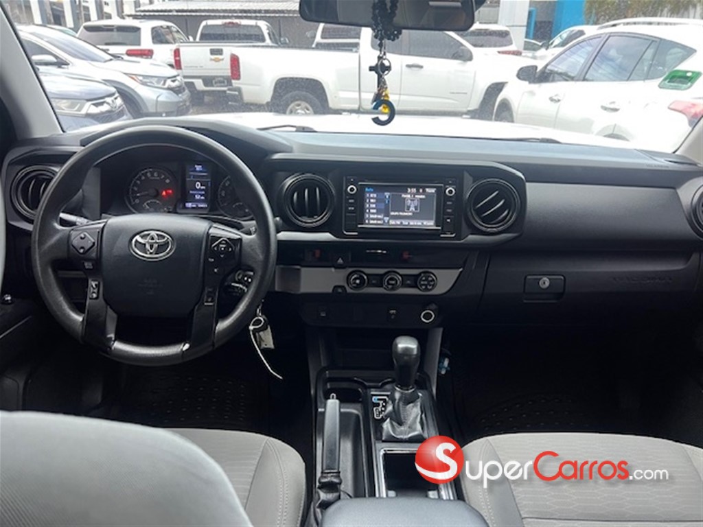 2018 Toyota Tacoma SR5 — foto 6 / 8