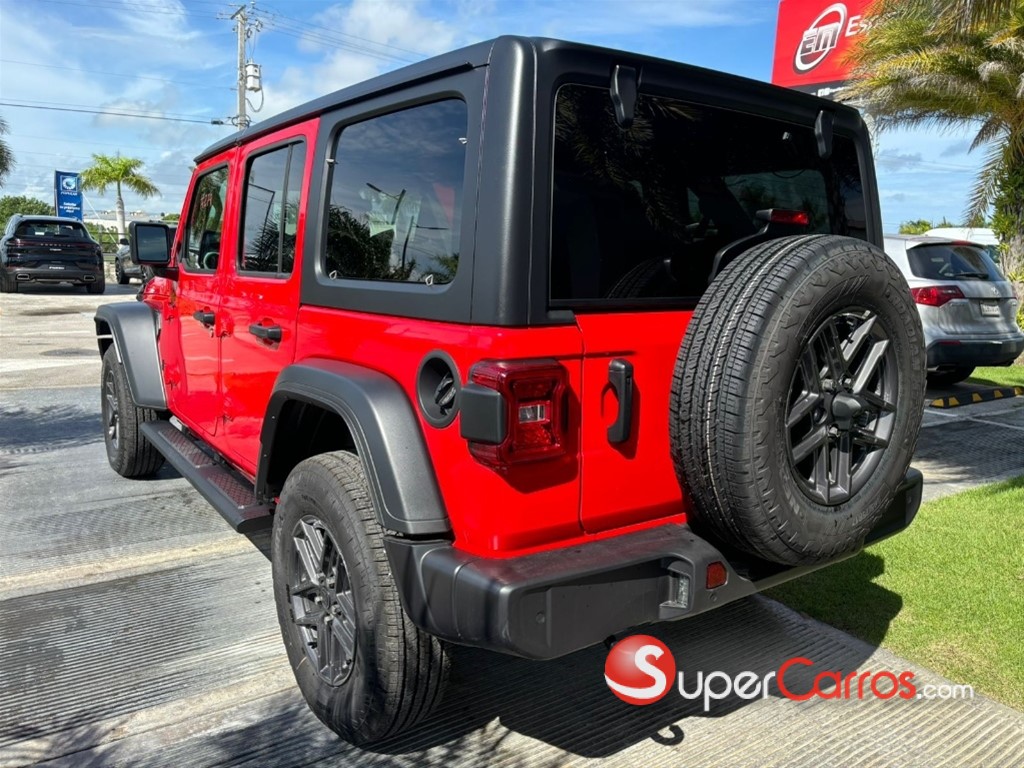 2026 Jeep Wrangler Unlimited Sport — foto 4 / 8