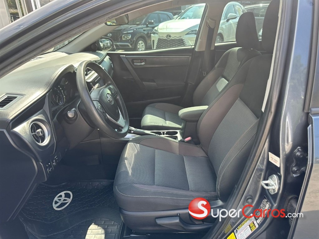 2019 Toyota Corolla LE — foto 4 / 6