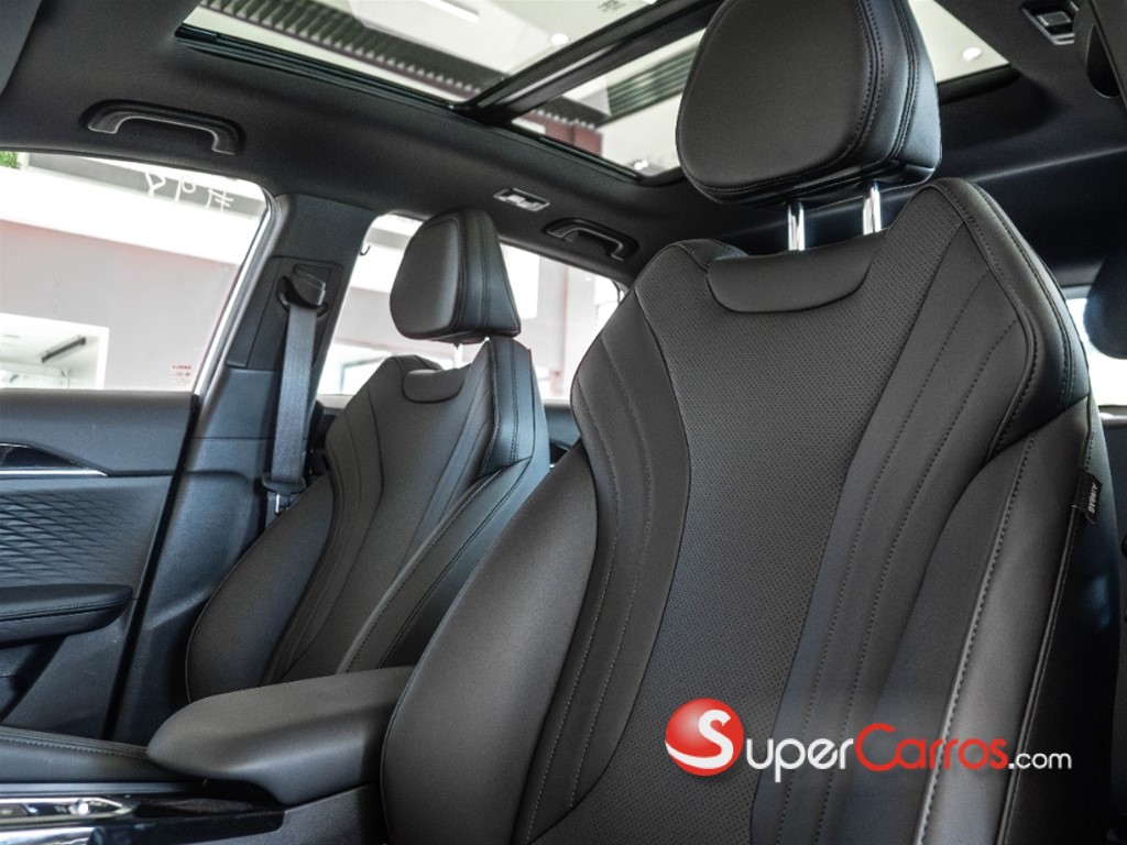 2026 Geely COOLRAY — foto 4 / 12