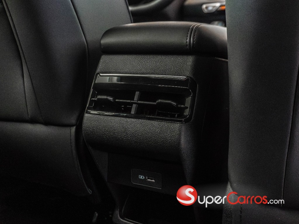 2026 Geely COOLRAY — foto 9 / 12