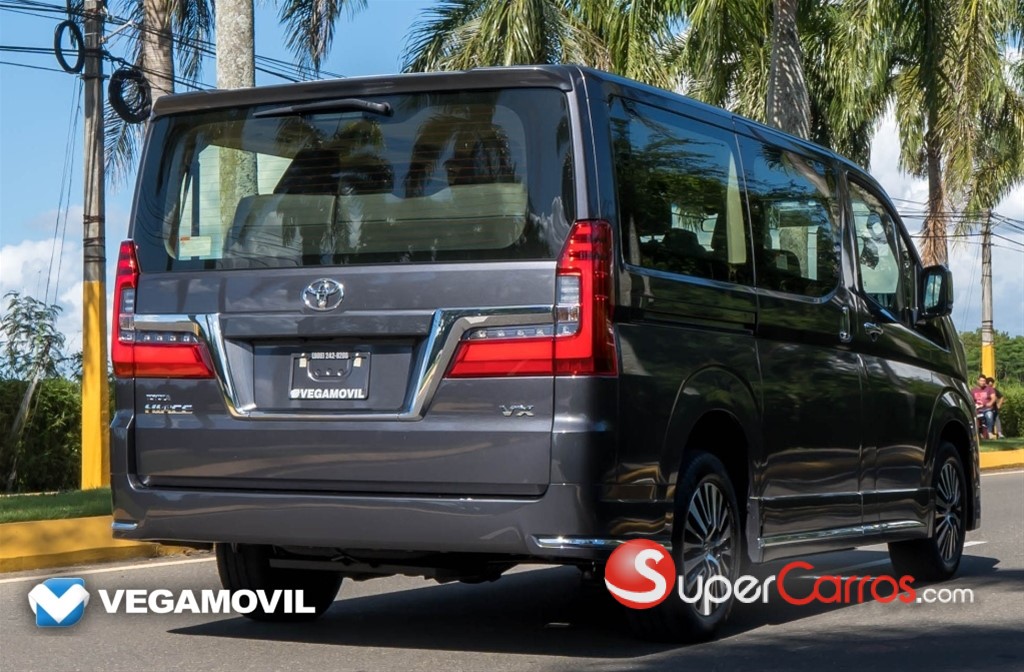 2026 Toyota Hiace VIP GL — foto 3 / 12