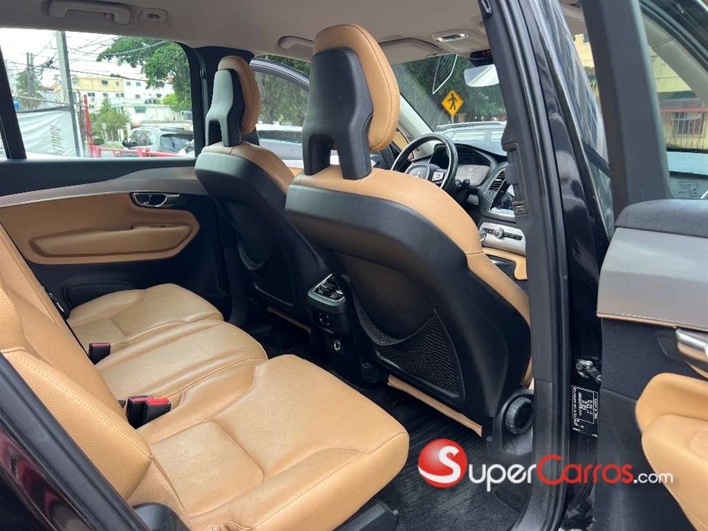 2016 Volvo XC90 — foto 9 / 11