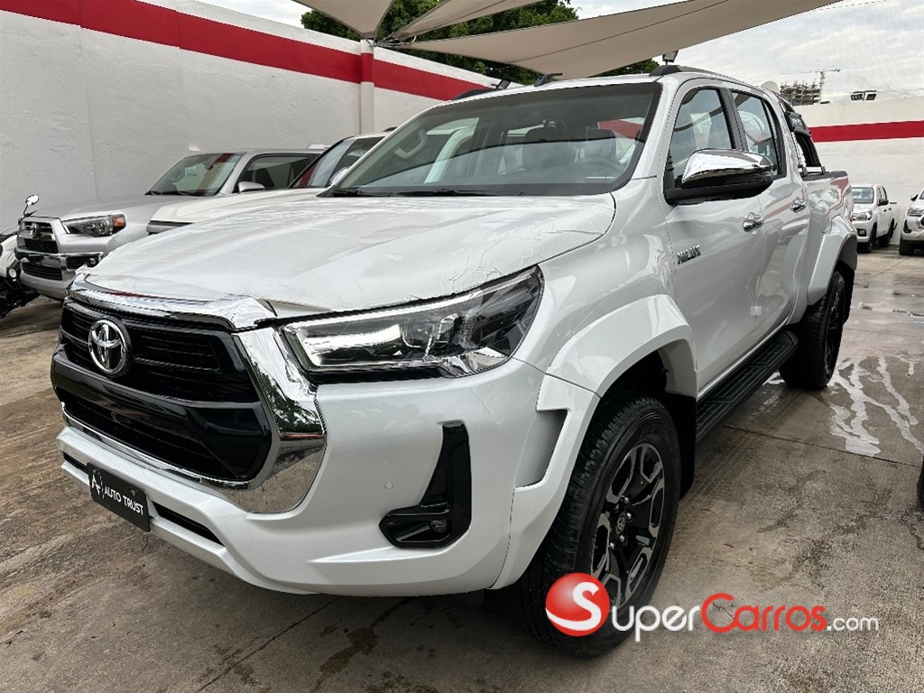 2026 Toyota Hilux WIDE TREAD — foto 3 / 9