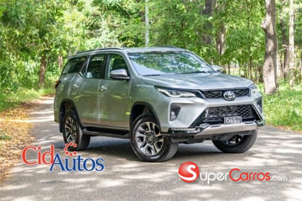 2026 Toyota Fortuner SRV TSS