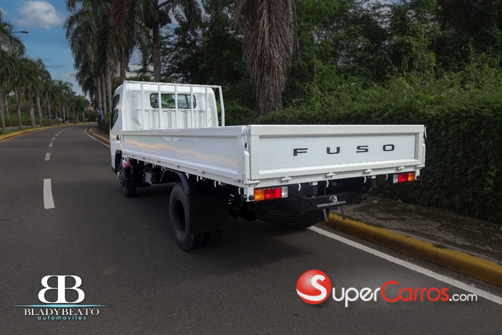 2026 Mitsubishi Motors Canter Cama 14 Pies — foto 6 / 10