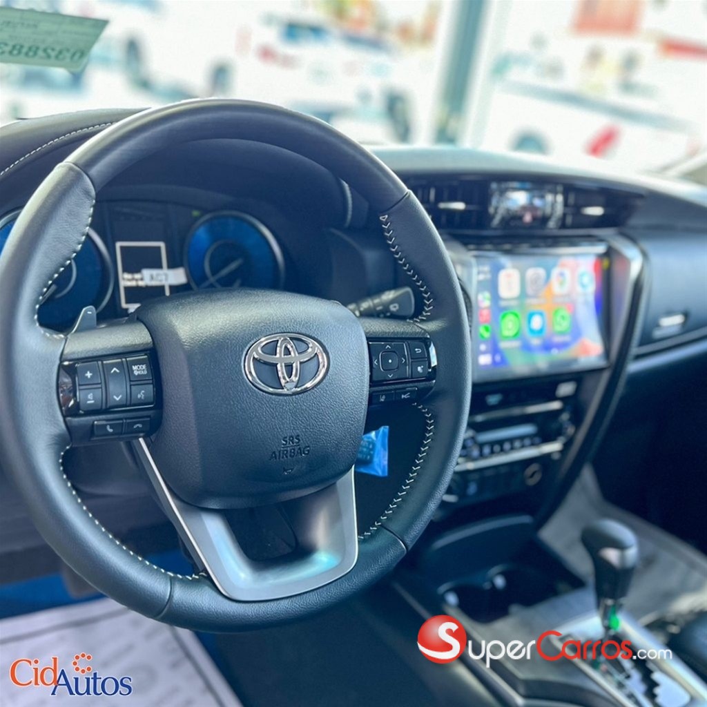 2026 Toyota Fortuner Diamond TSS — foto 9 / 11