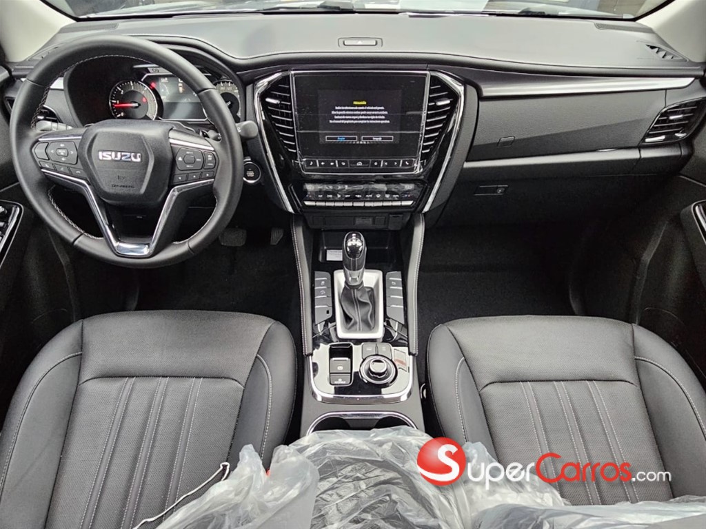 2024 Isuzu Mux — foto 11 / 12