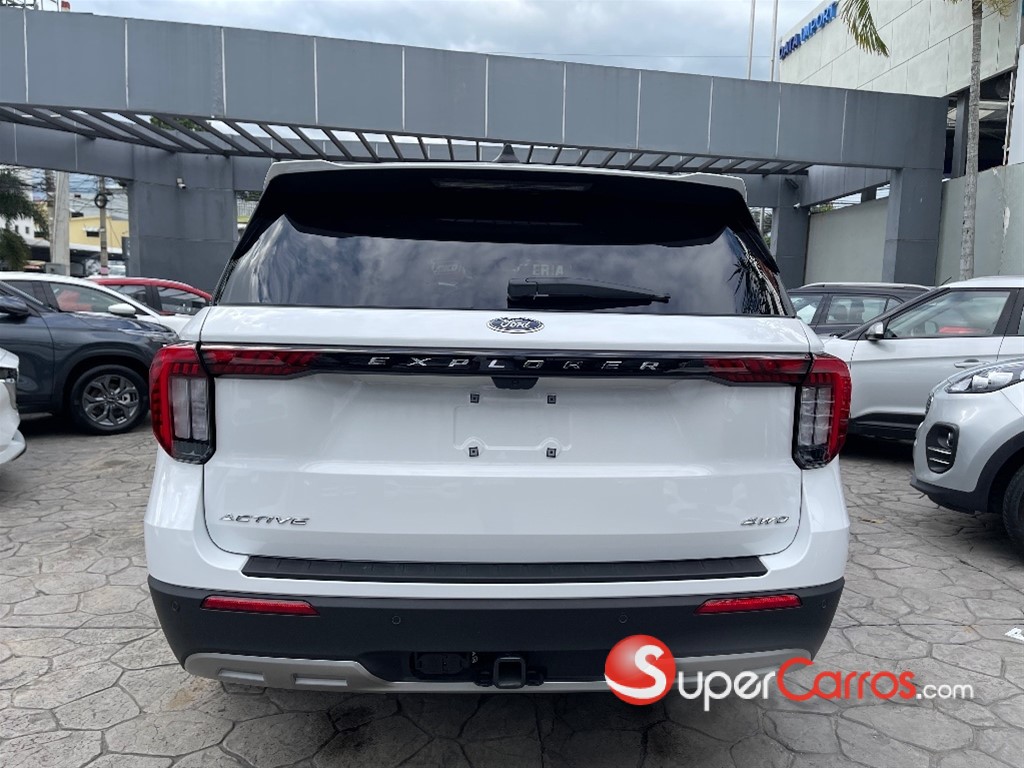 2026 Ford Explorer Active — foto 4 / 12