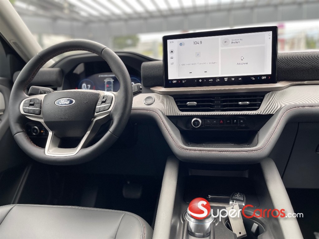 2026 Ford Explorer Active — foto 10 / 12