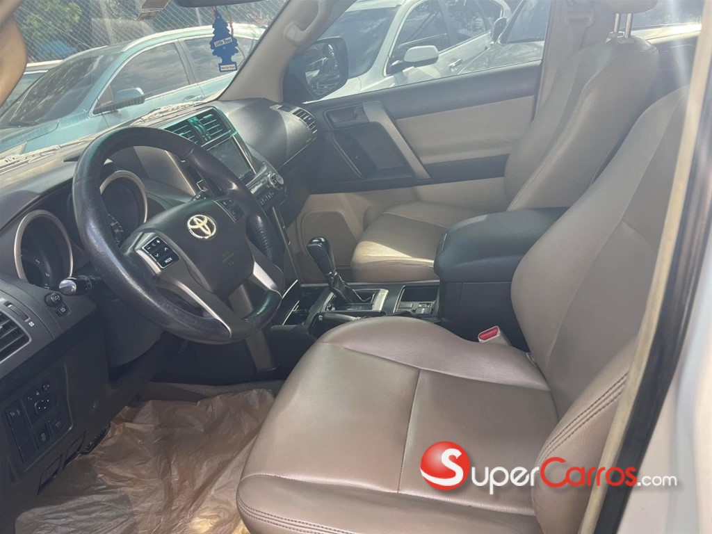 2011 Toyota Land Cruiser Prado TX — foto 3 / 8