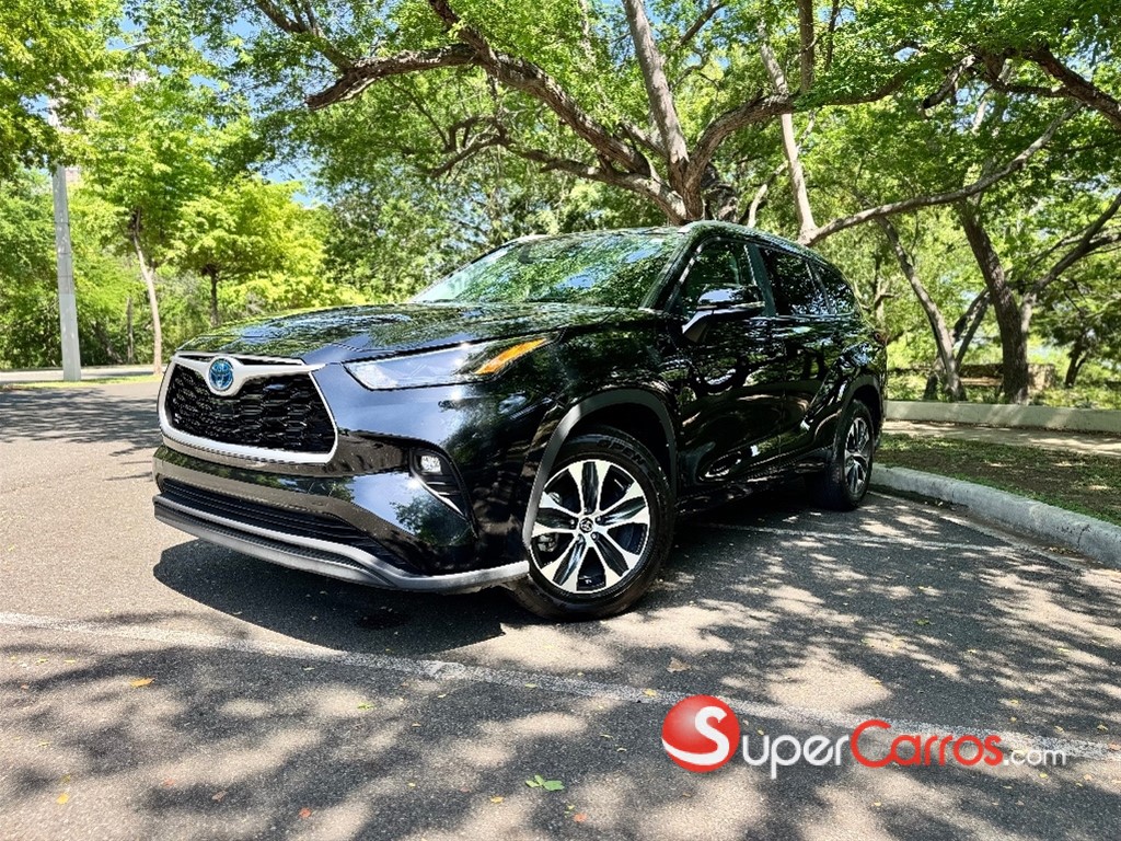 2023 Toyota Highlander Hybrid XLE