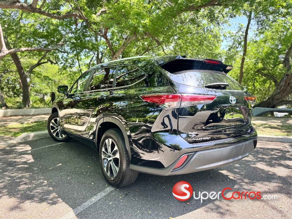 2023 Toyota Highlander Hybrid XLE — foto 4 / 12