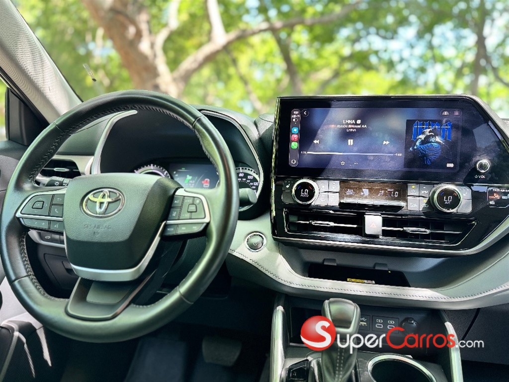 2023 Toyota Highlander Hybrid XLE — foto 10 / 12