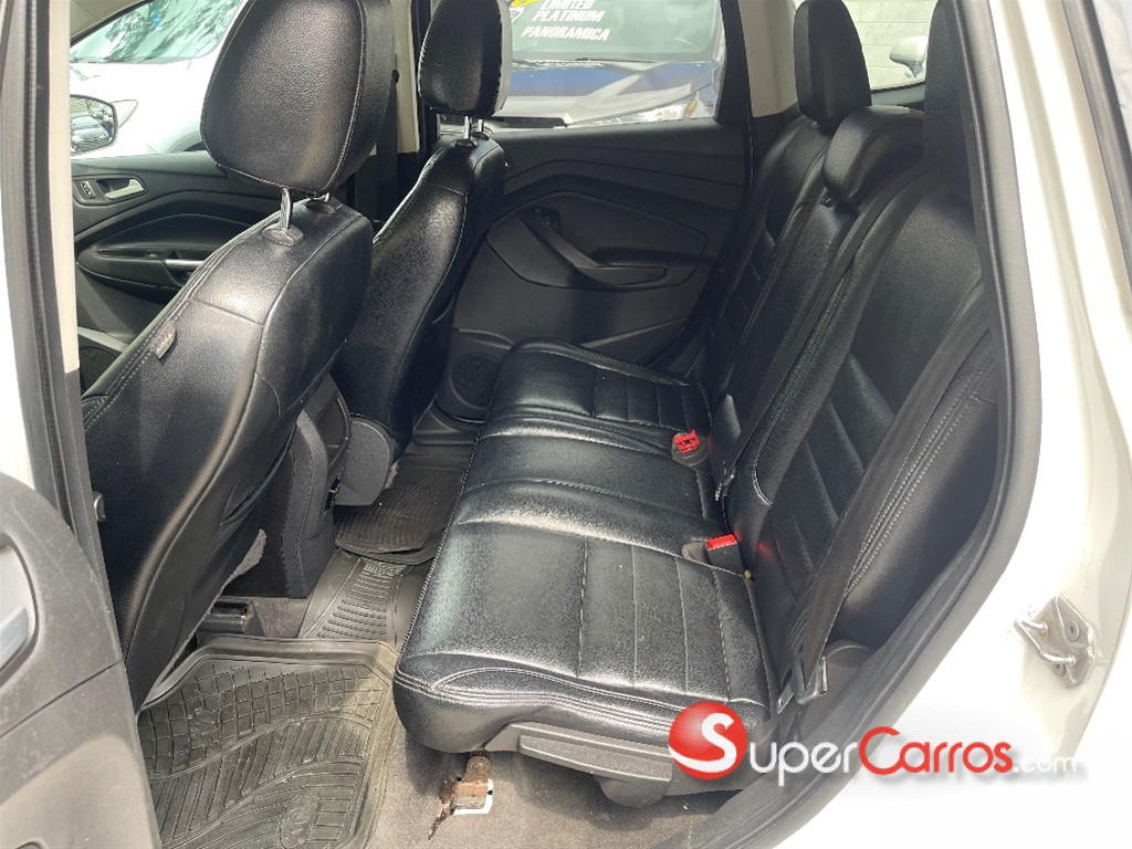 2013 Ford Escape SE — foto 6 / 8