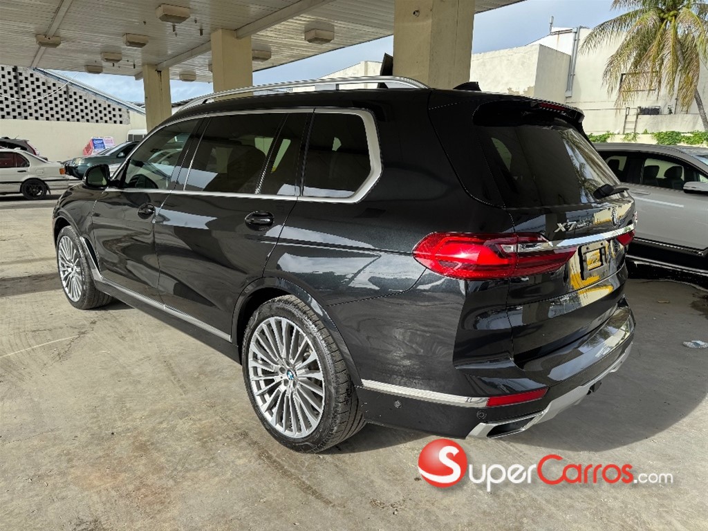 2020 BMW X 7 XDRIVE 40i — foto 4 / 12