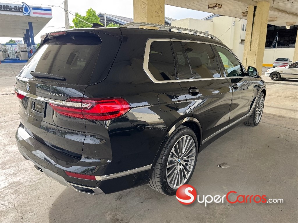 2020 BMW X 7 XDRIVE 40i — foto 6 / 12