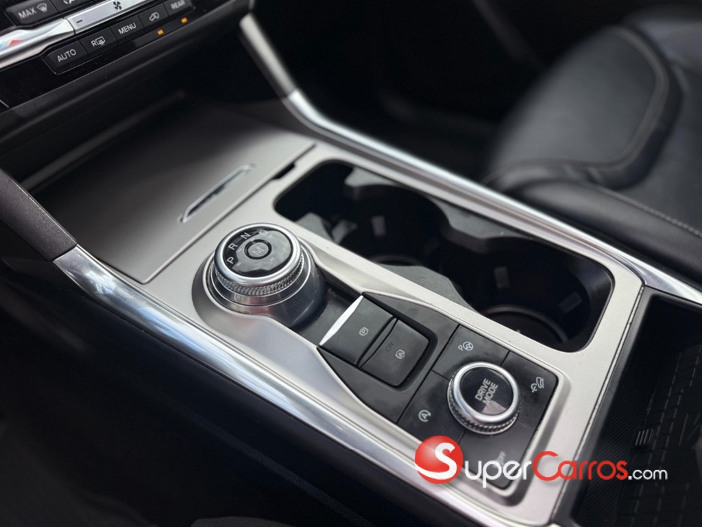 2020 Ford Explorer ST — foto 2 / 12