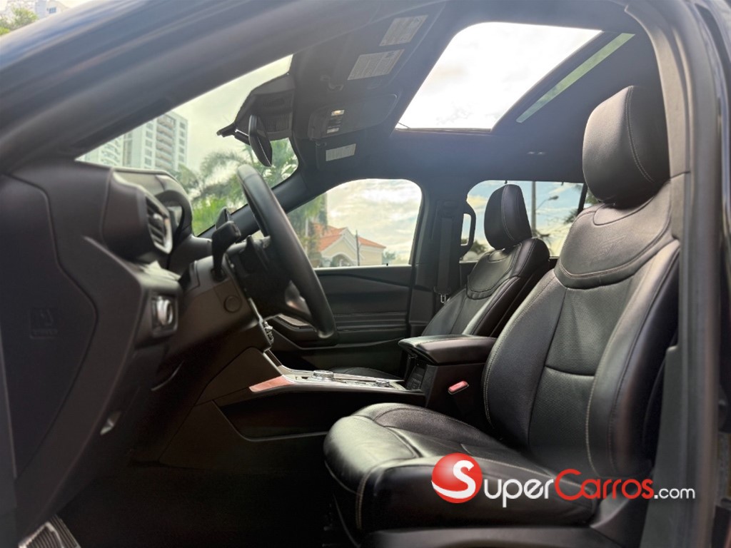 2020 Ford Explorer ST — foto 3 / 12