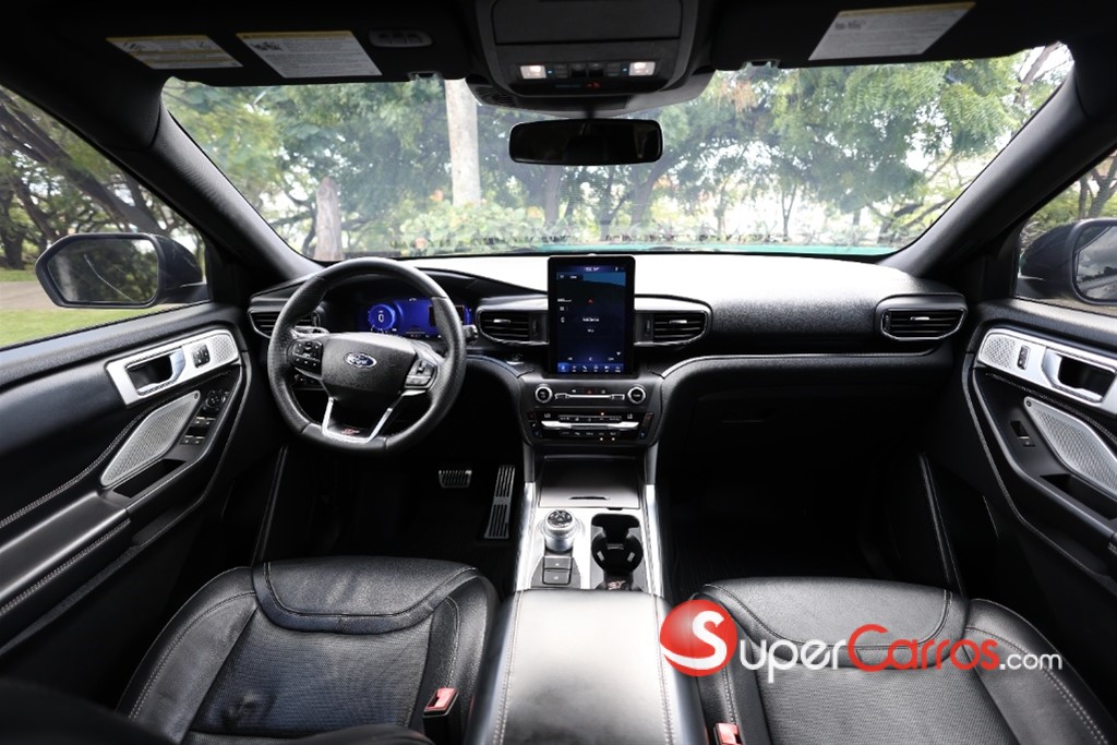 2020 Ford Explorer ST — foto 11 / 12
