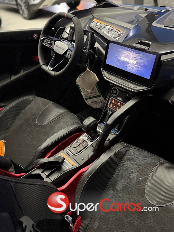 2025 Can Am Maverick R XRS — foto 8 / 8