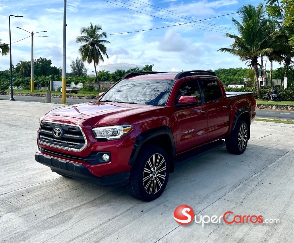 2017 Toyota Tacoma SR5 — foto 6 / 11