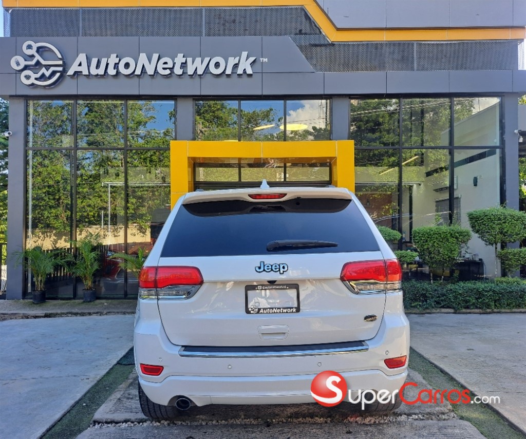 2017 Jeep Grand Cherokee Overland — foto 4 / 12