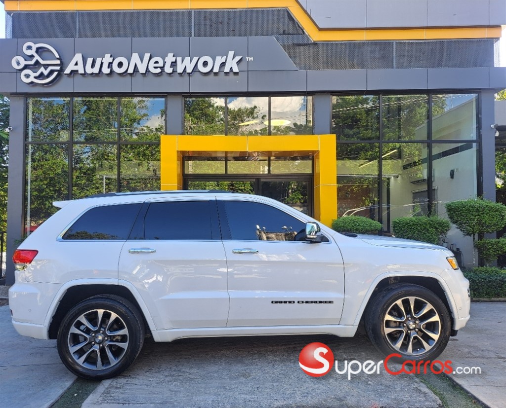 2017 Jeep Grand Cherokee Overland — foto 5 / 12