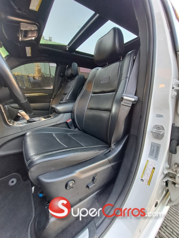 2017 Jeep Grand Cherokee Overland — foto 7 / 12