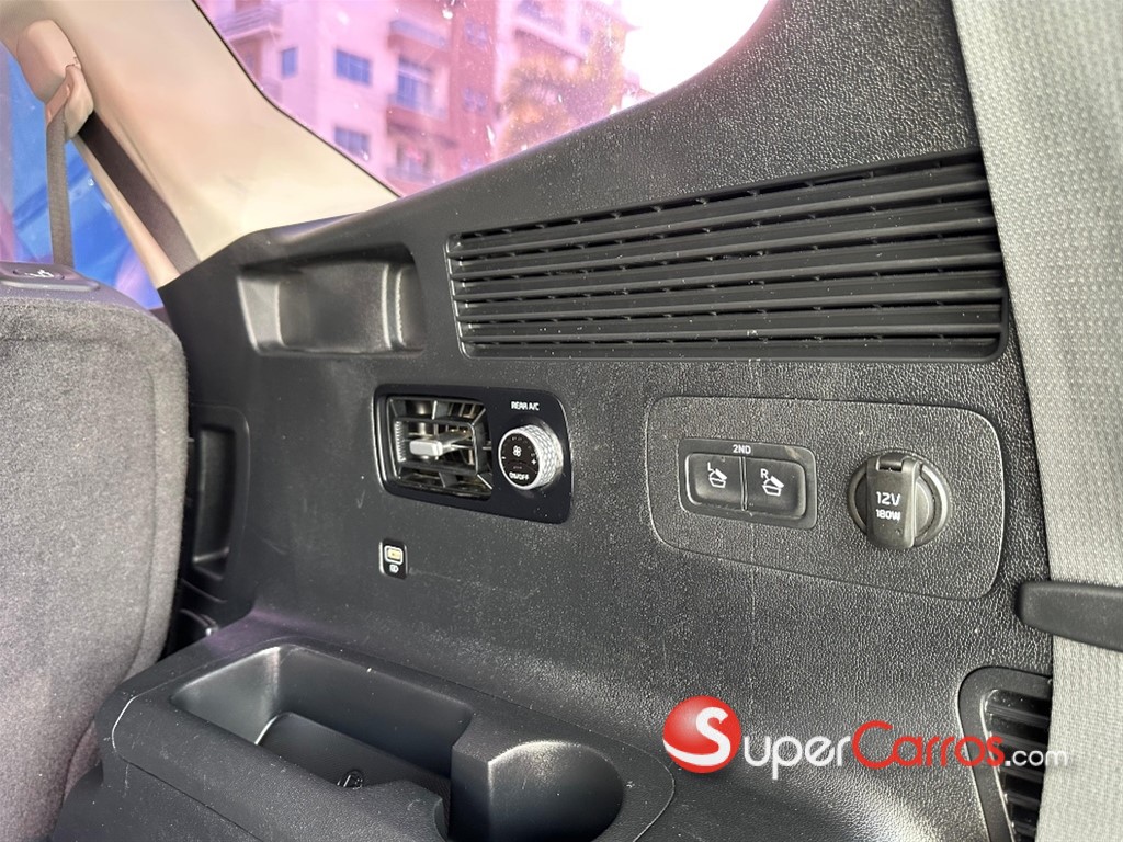 2021 Kia Sorento MQ4 Limited — foto 8 / 10