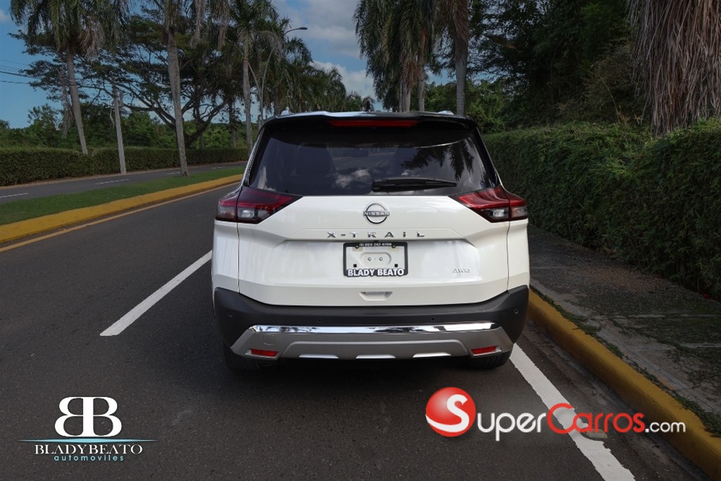 2025 Nissan X-Trail Exclusive — foto 7 / 12
