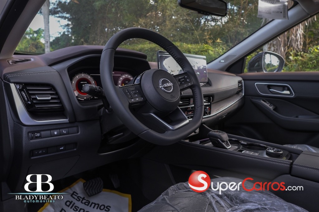 2025 Nissan X-Trail Exclusive — foto 9 / 12