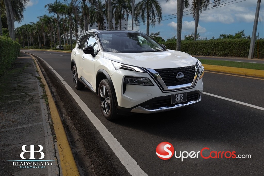 2025 Nissan X-Trail Exclusive — foto 12 / 12
