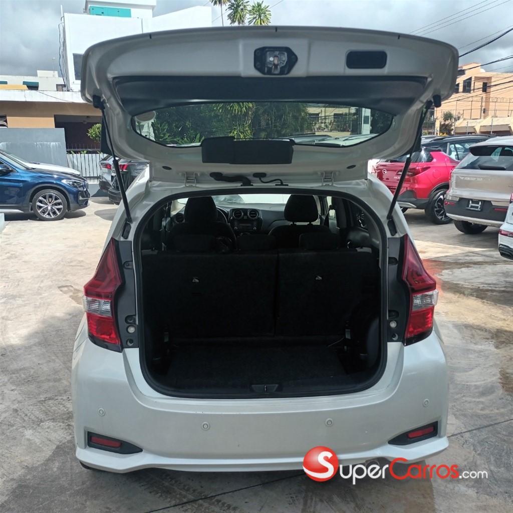 2018 Nissan Note — foto 11 / 12
