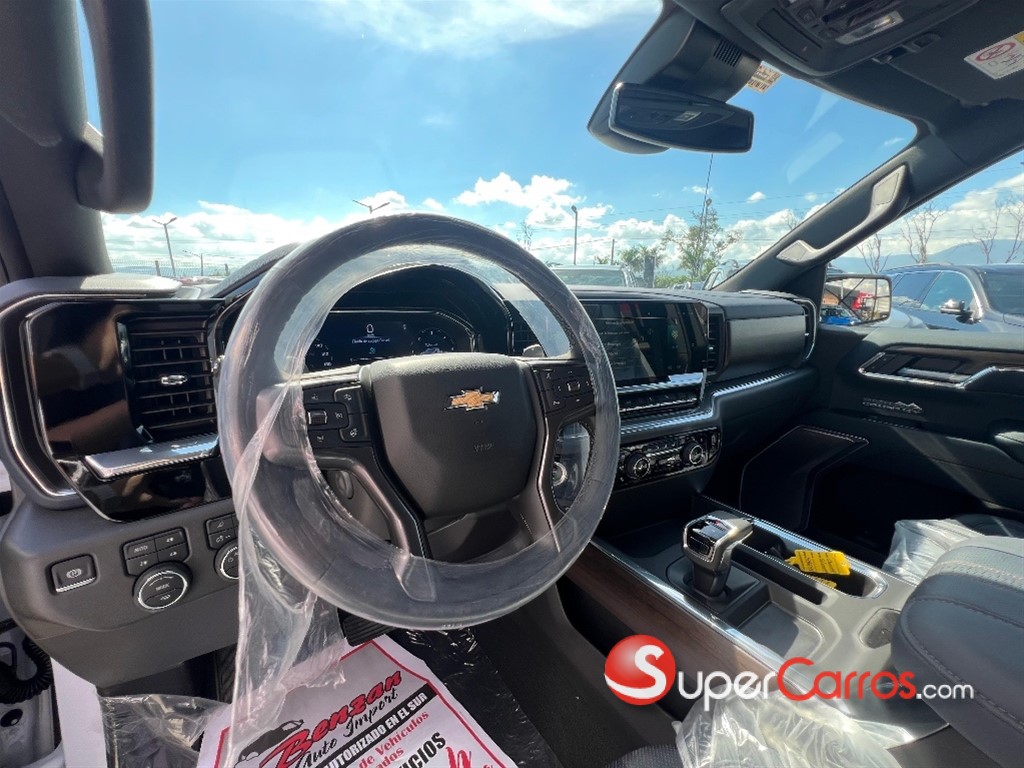 2026 Chevrolet Silverado High Country Duramax — foto 7 / 10
