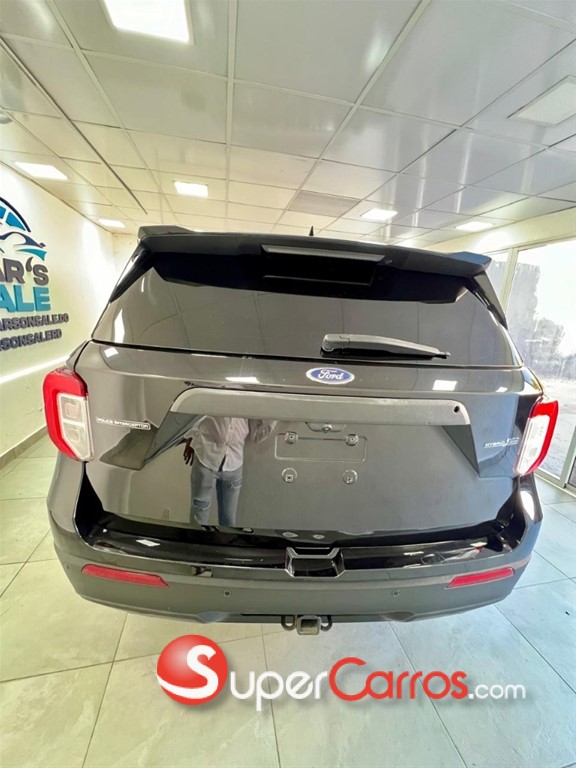 2020 Ford Explorer Police — foto 5 / 9