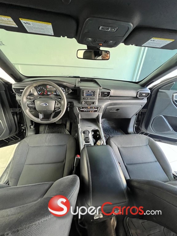 2020 Ford Explorer Police — foto 7 / 9