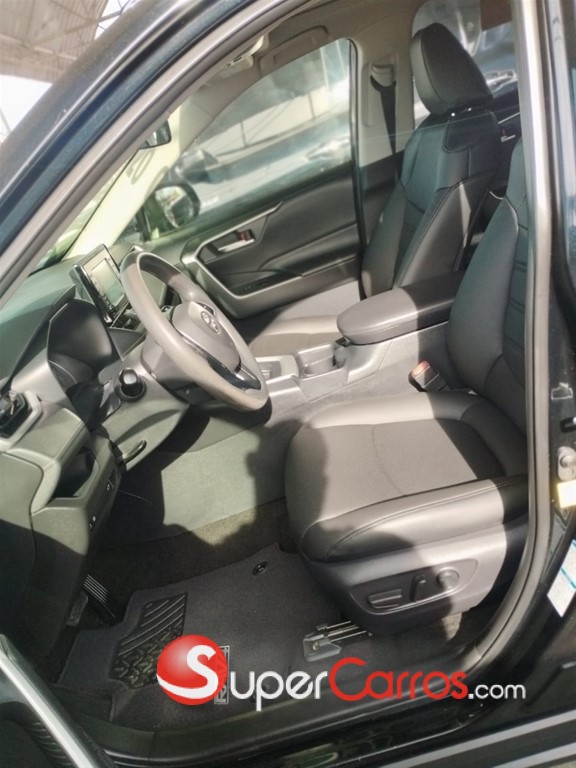 2019 Toyota RAV4 XLE — foto 6 / 9