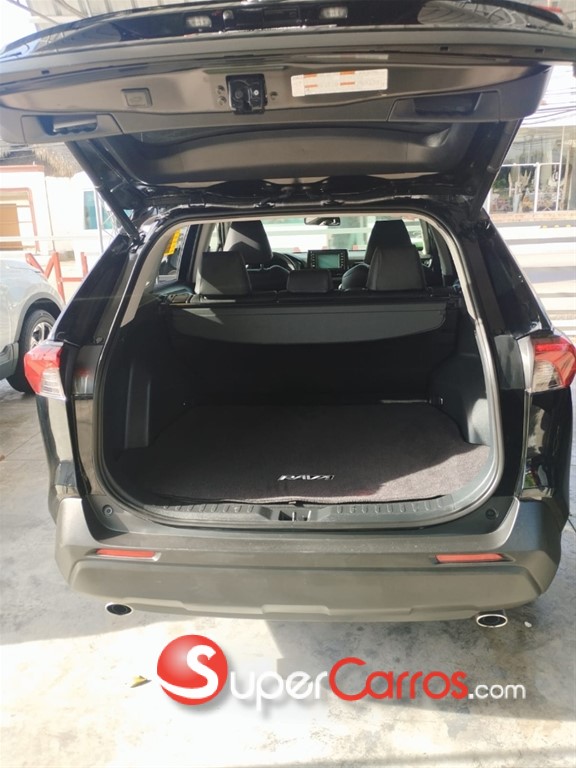 2019 Toyota RAV4 XLE — foto 8 / 9