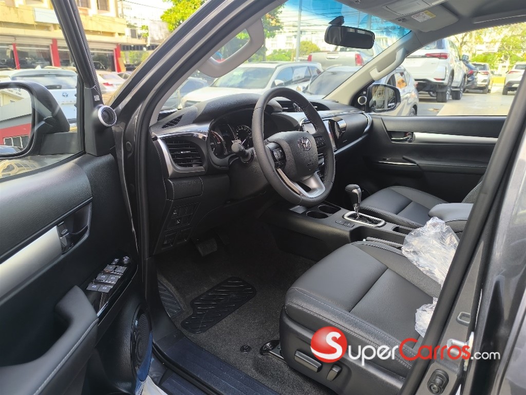 2026 Toyota Hilux WIDE TREAD — foto 7 / 7