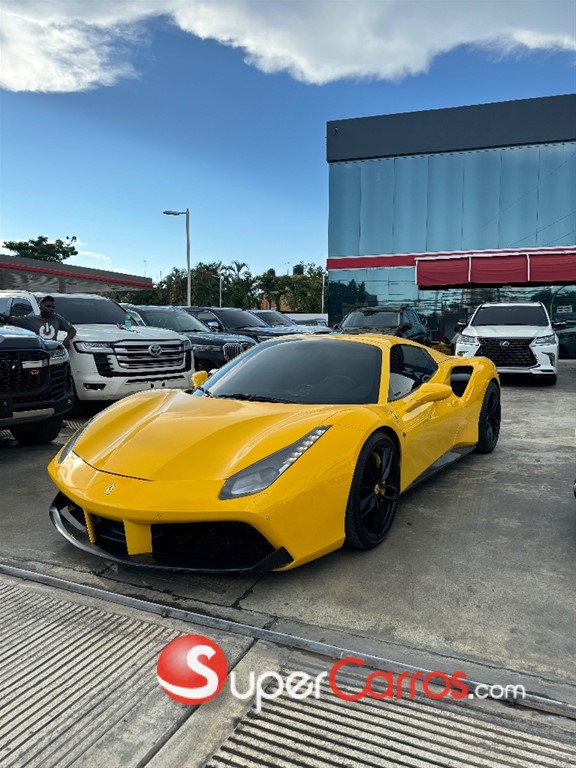 2017 Ferrari 488 Spyder — foto 12 / 12