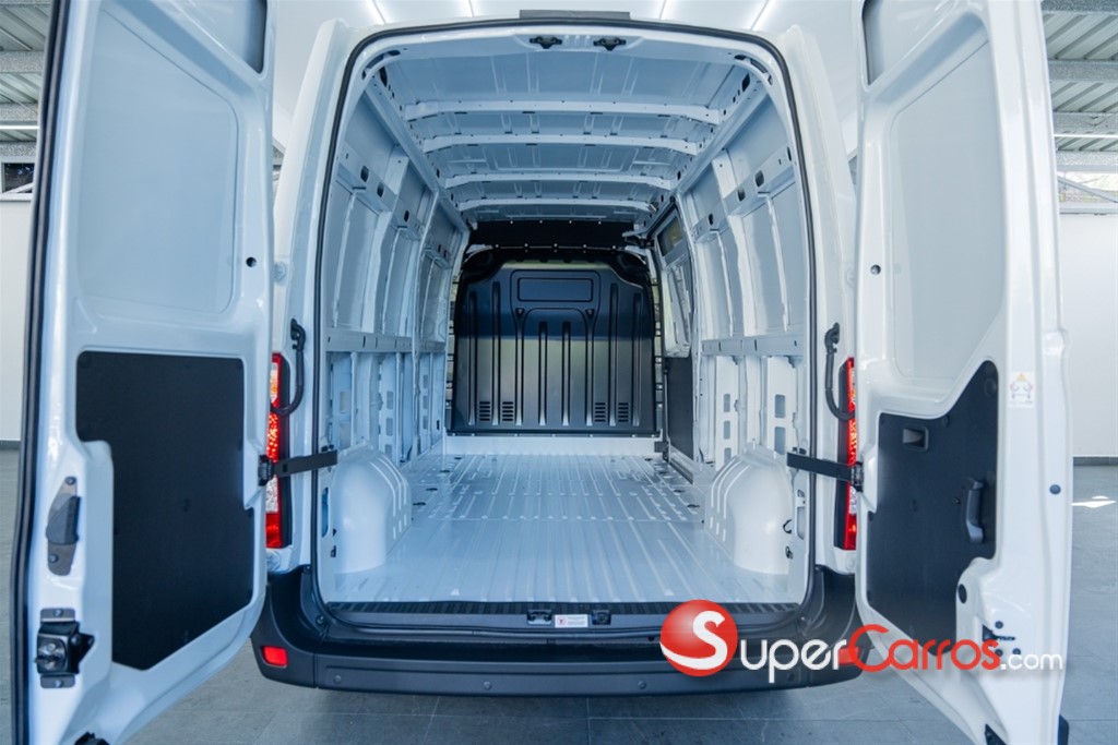 2026 Renault Master Carga — foto 9 / 12